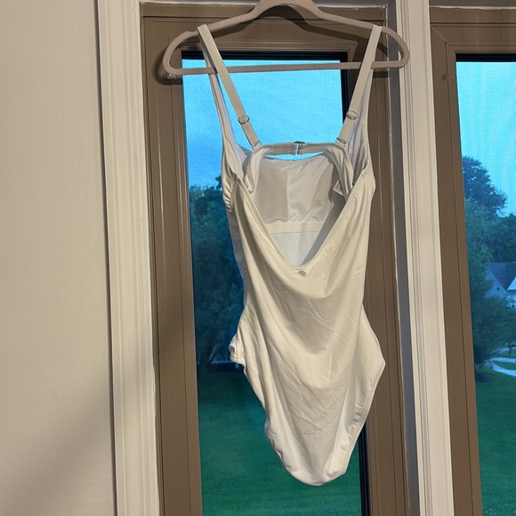 Athleta square neck swimsuit - Picture 3 of 4